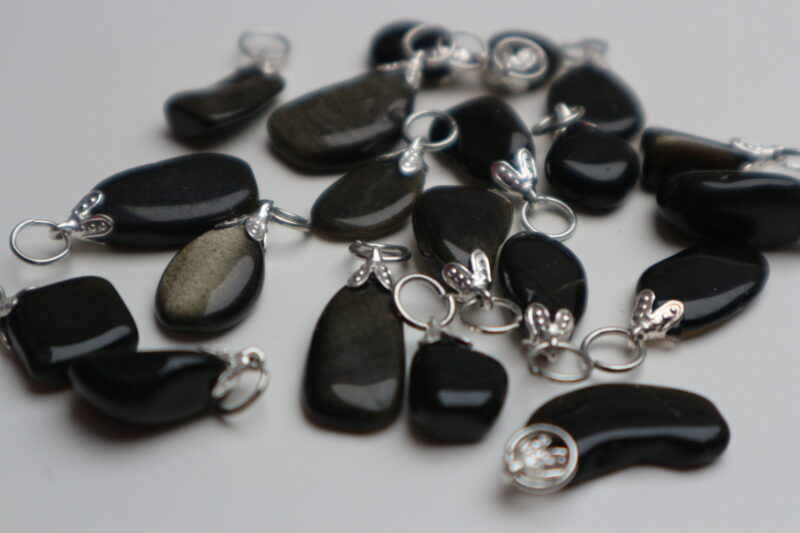 Goud obsidiaan hangers