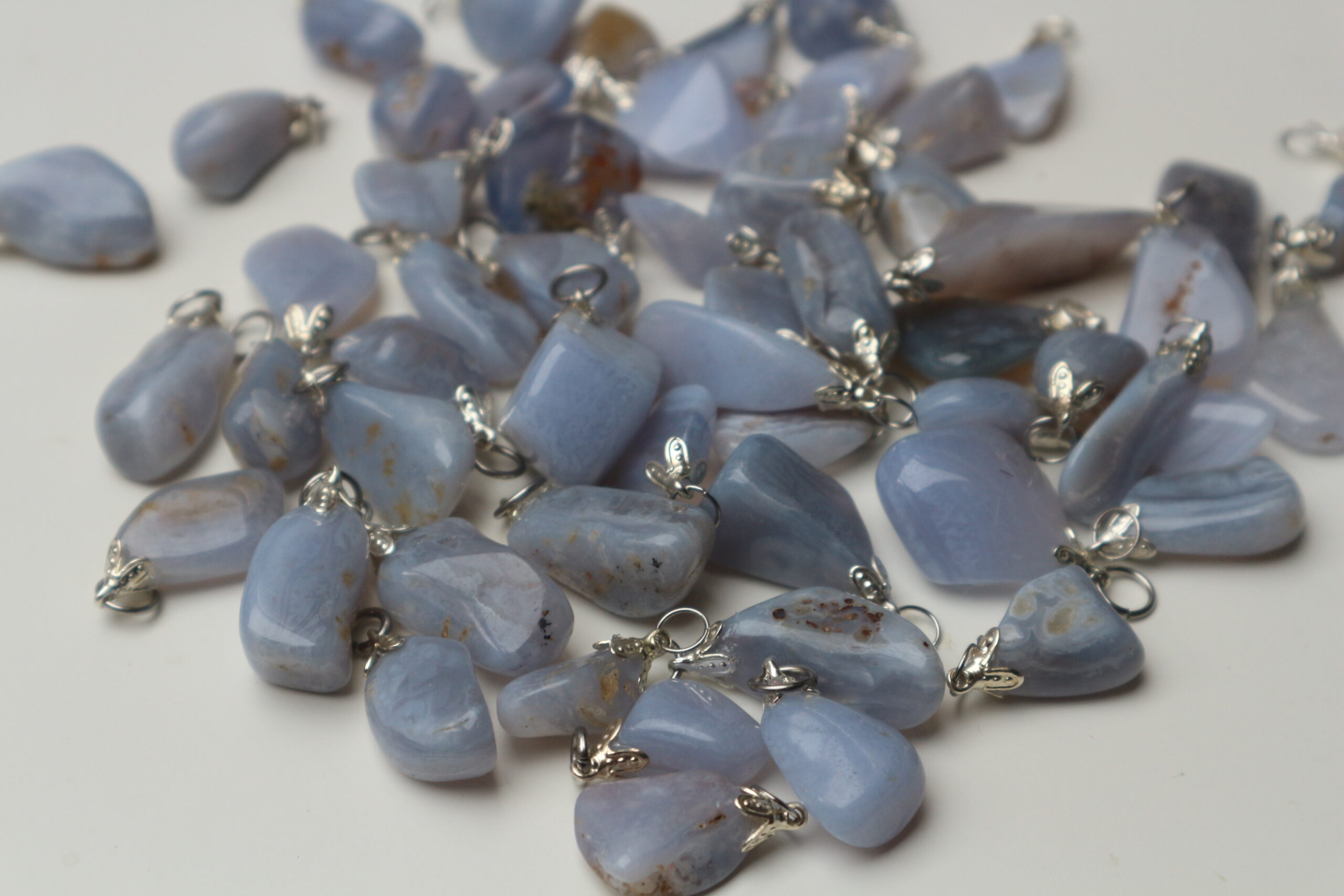 blauwe chalcedoon hanger